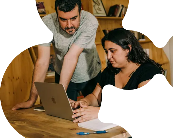 Comunidad SomLab - Hackasom es un lugar de encuentro entre quienes aportan sus conocimientos de informática y programación para crear un futuro sostenible gracias a la tecnología